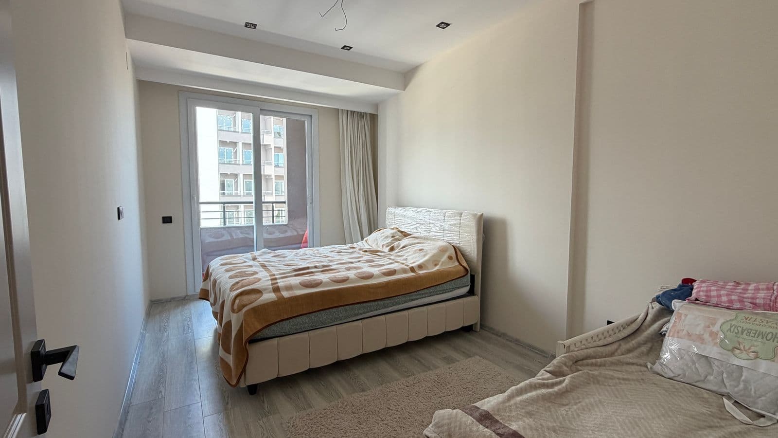 Mersin Arpaçbahşiş'de 1+1 Deniz Manzaralı Eşyalı Daire 3