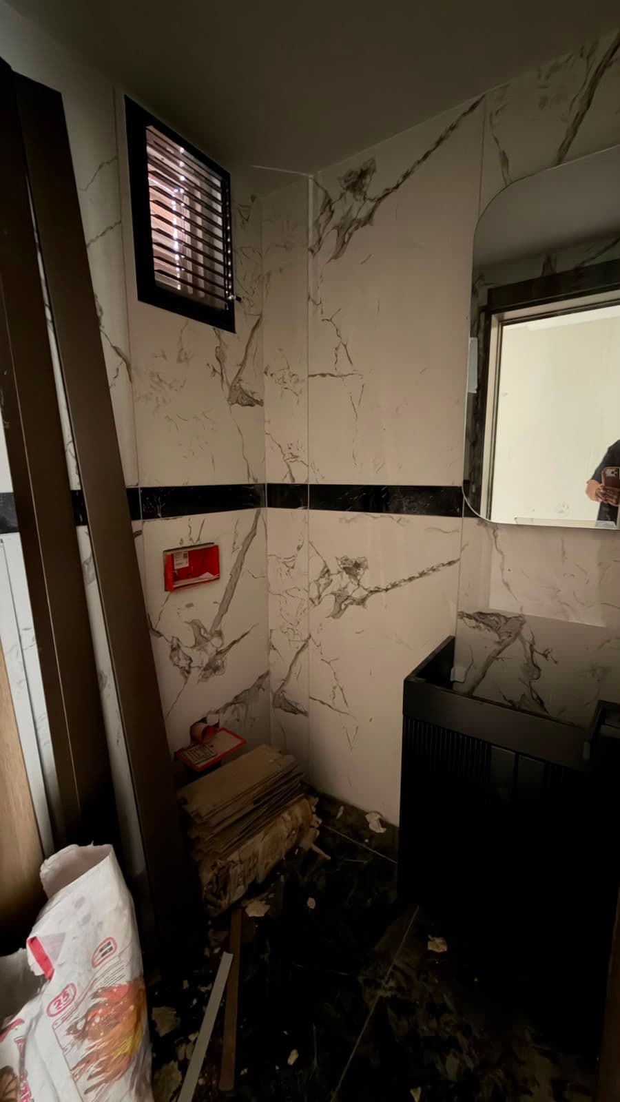 Mersin Davultepe'de Denize Sıfır 7+1 Triplex Villa 17