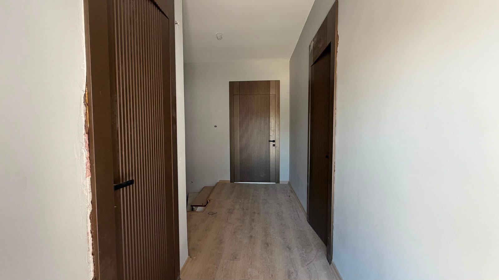Mersin Davultepe'de Denize Sıfır 7+1 Triplex Villa 36