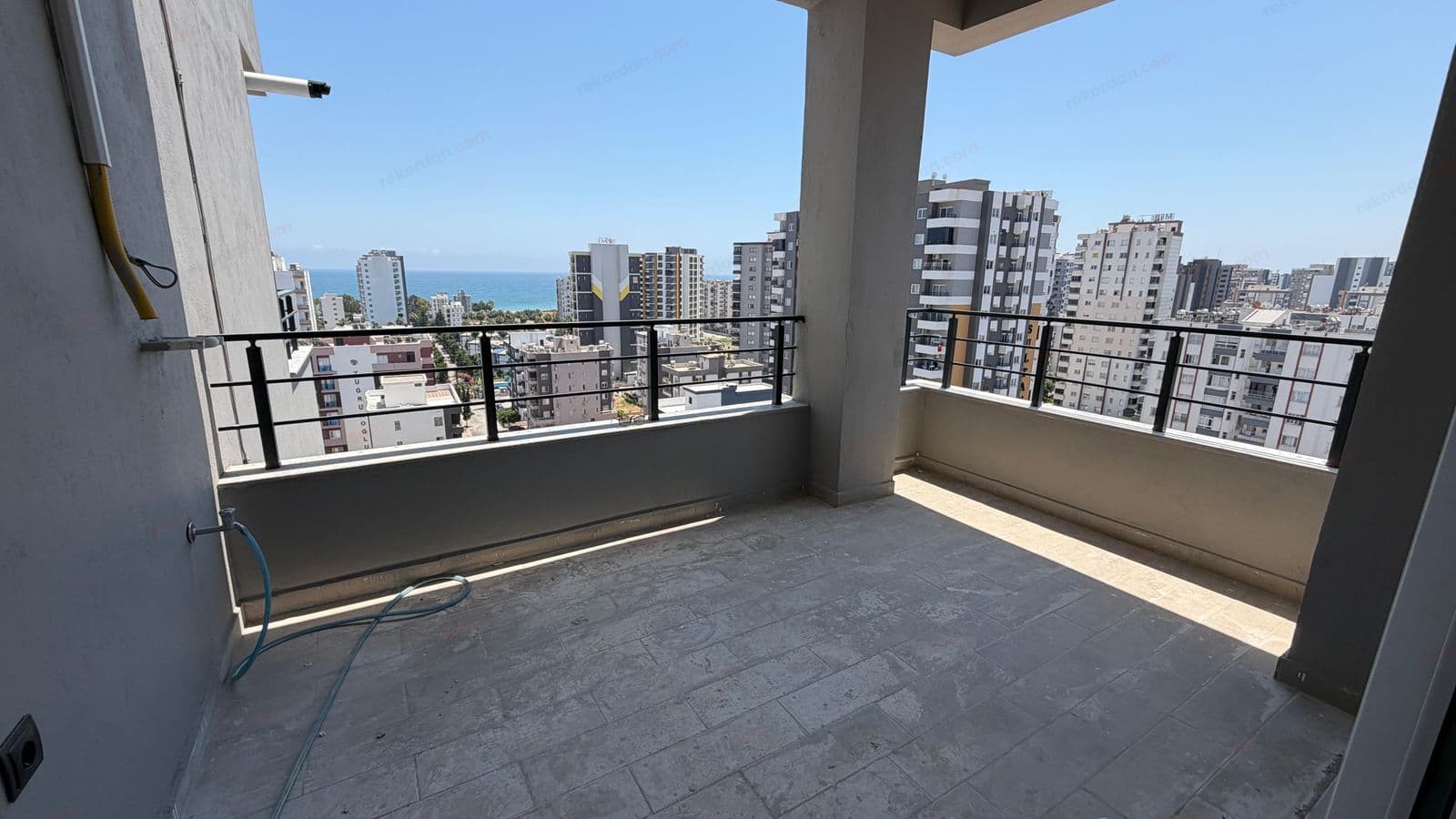 Mersin Tece'de Deniz Manzaralı 2+1 Satılık Daire 9