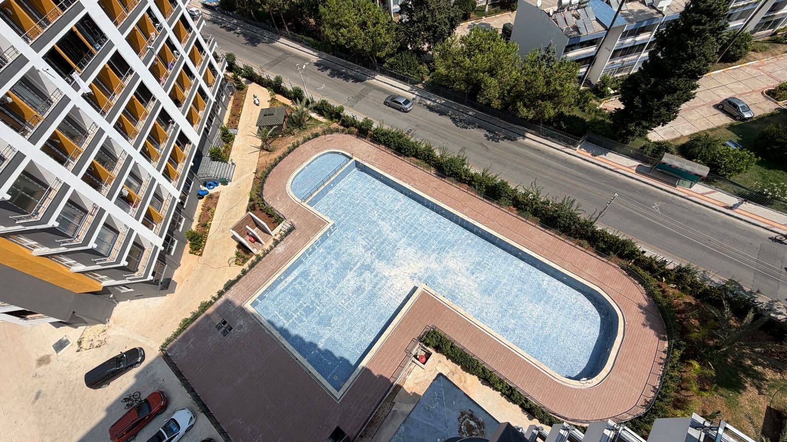 MERSİN TECE’DE DENİZE SADECE 100 METRE – 2+1 SATILIK HAVUZLU DAİRE 4