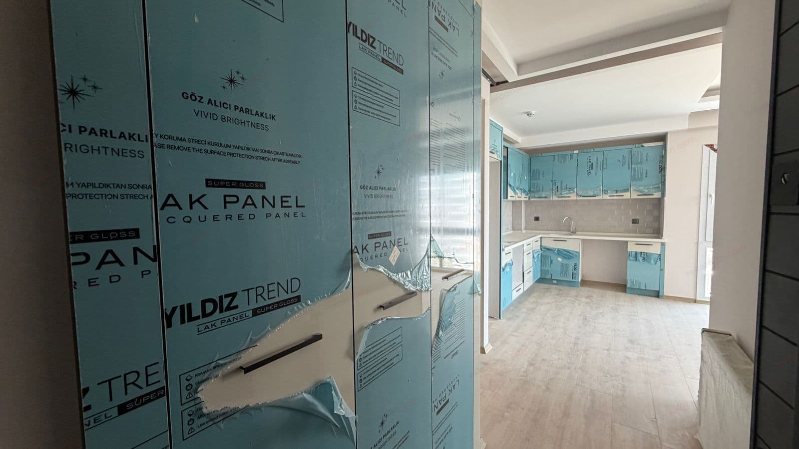 MERSİN TECE’DE DENİZE SADECE 100 METRE – 2+1 SATILIK HAVUZLU DAİRE 10