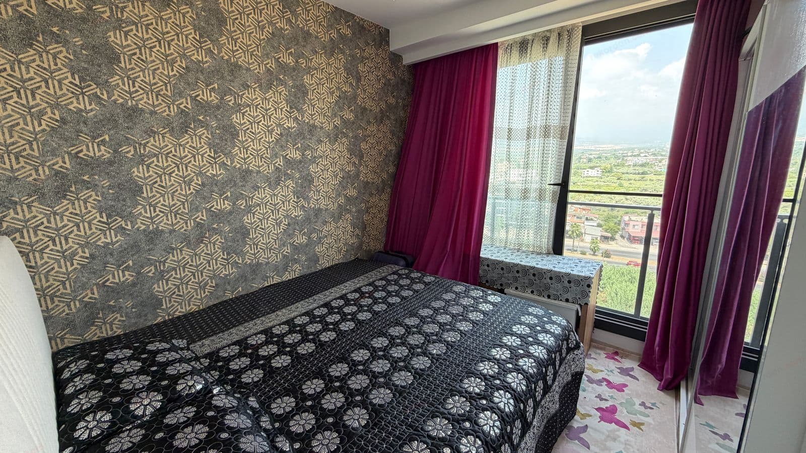 MERSİN, ARPAÇBAHŞİŞ MAHALLESİNDE 1+1 SATILIK HAVUZLU DAİRE