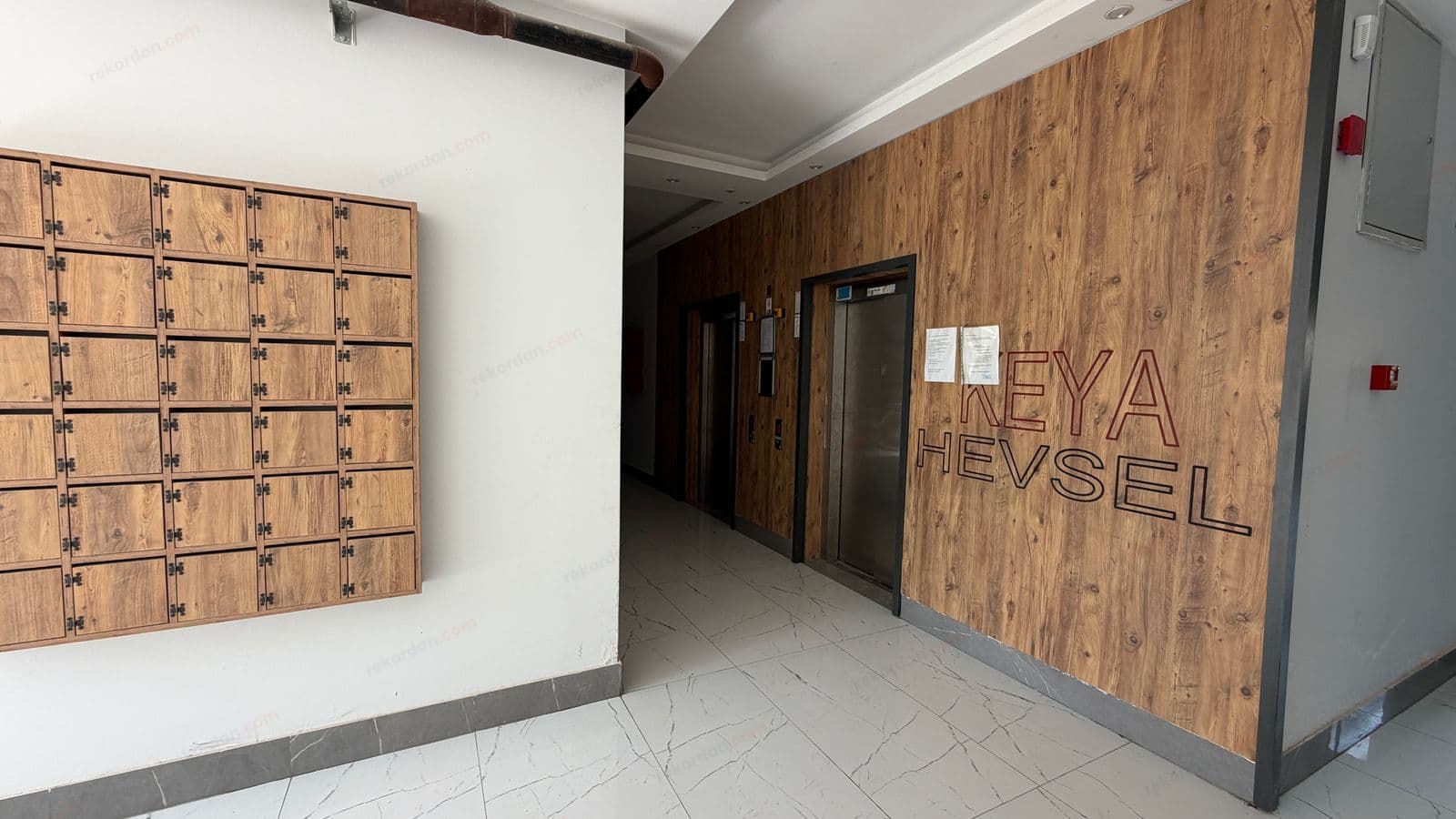 MERSİN, ARPAÇBAHŞİŞ MAHALLESİNDE 1+1 SATILIK HAVUZLU DAİRE 4