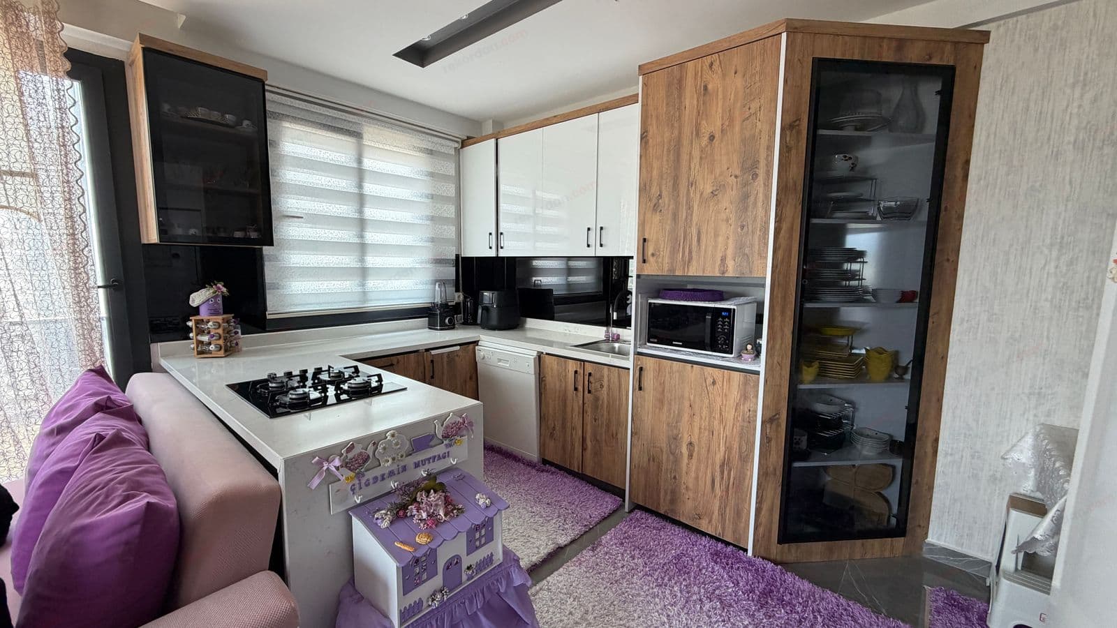 MERSİN, ARPAÇBAHŞİŞ MAHALLESİNDE 1+1 SATILIK HAVUZLU DAİRE 9