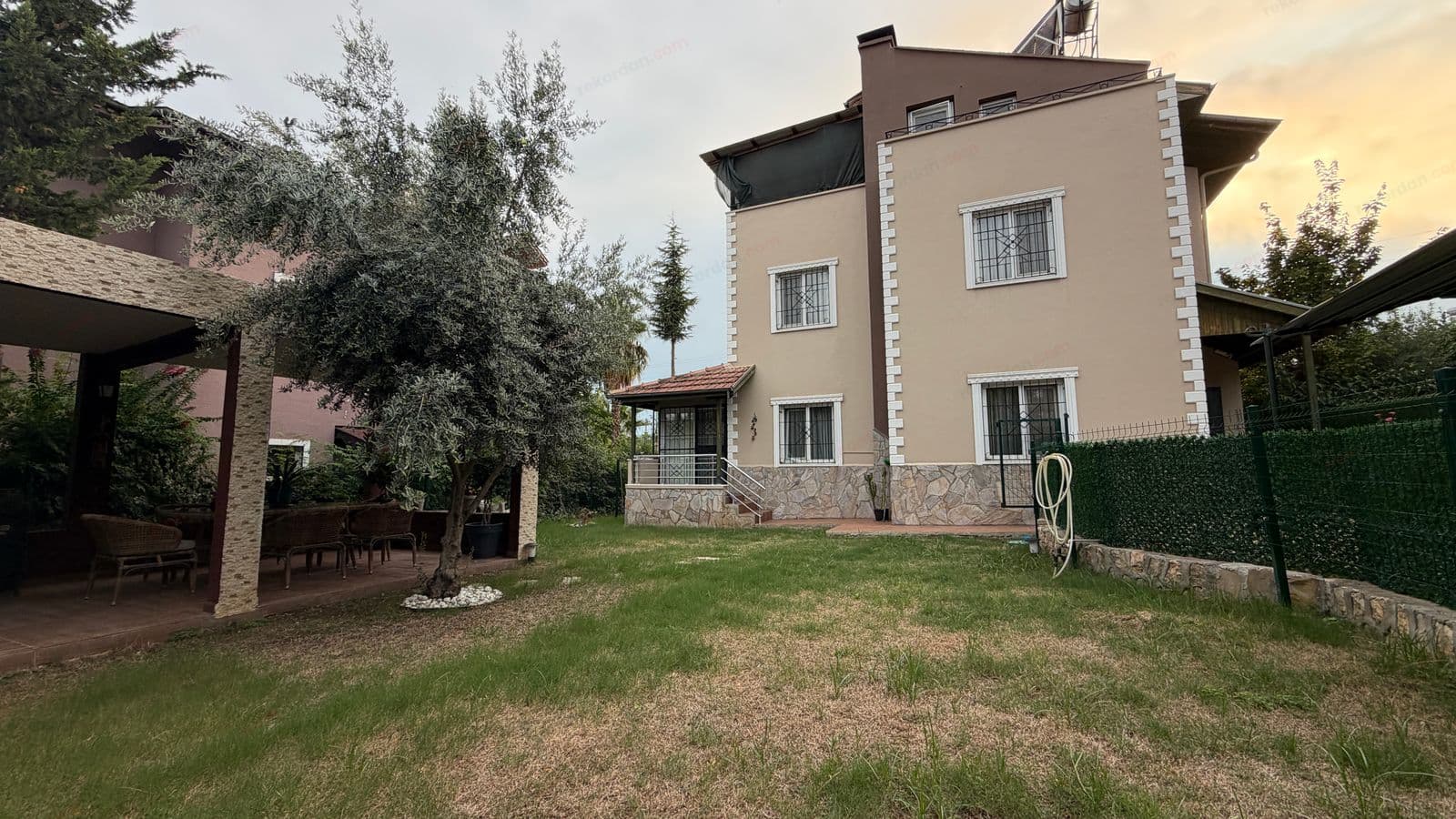 Mersin Buluklu'da Yüksek Potansiyelli 5+1 Triplex Villa