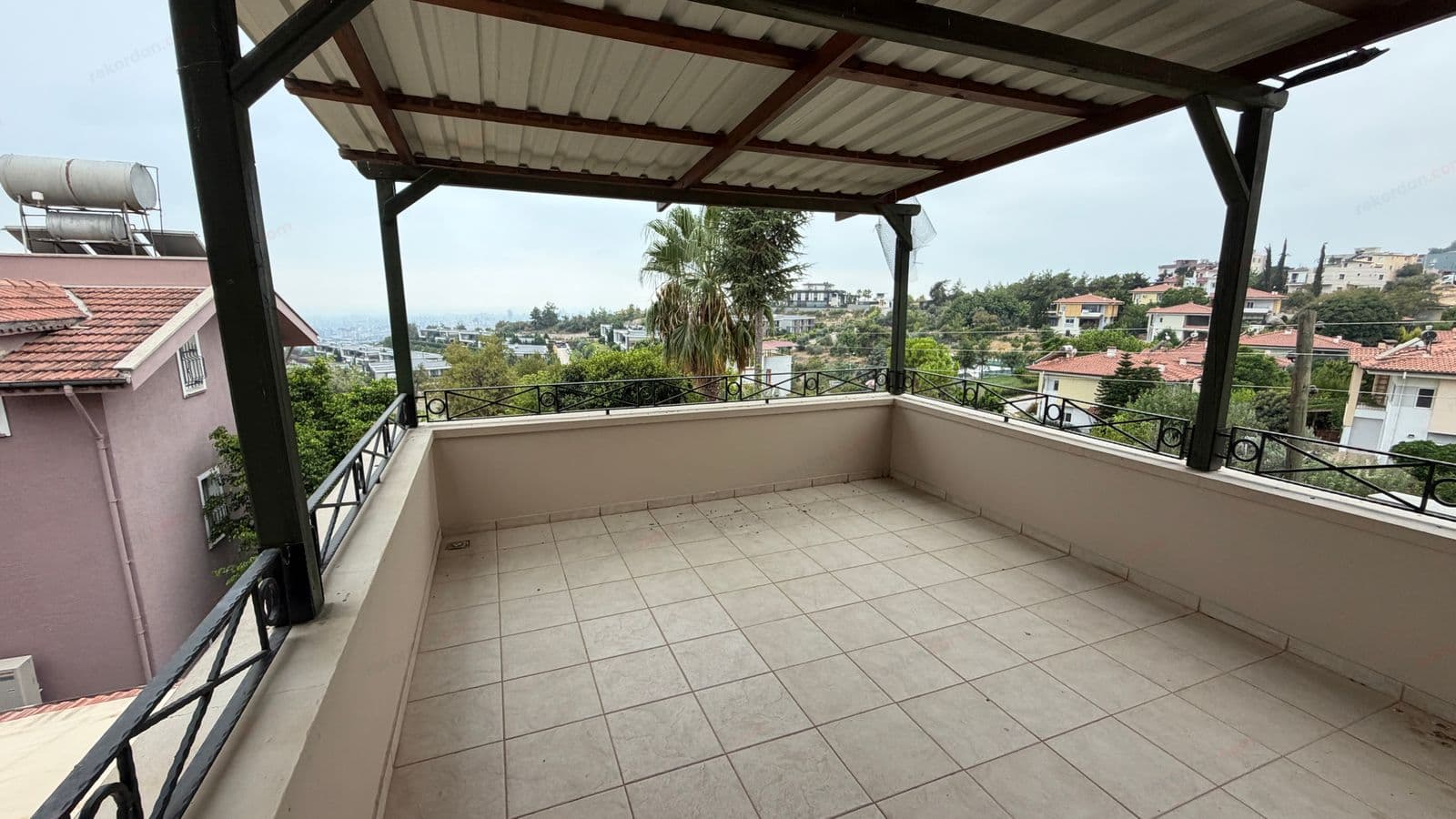 Mersin Buluklu'da Yüksek Potansiyelli 5+1 Triplex Villa 13