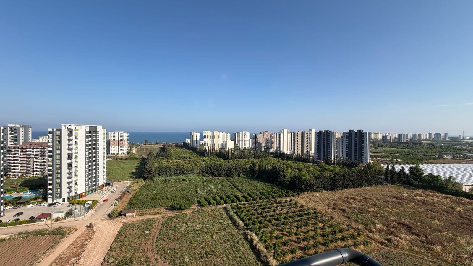 Mersin Tece'de Satılık 2+1 Havuzlu Daire 3